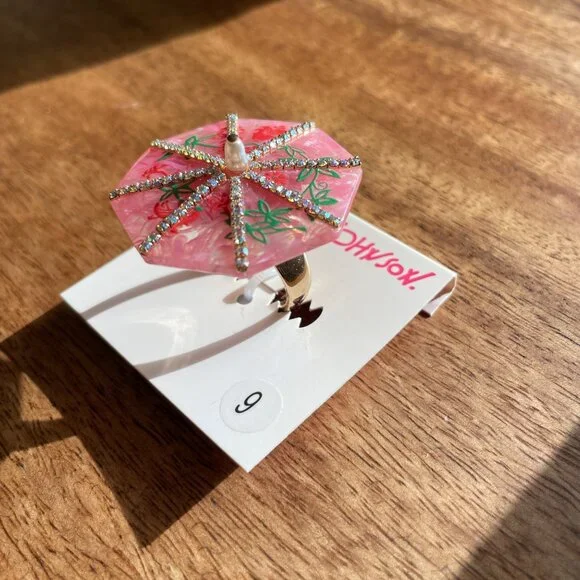 Betsey Johnson® Island Umbrella Ring Size 9 - Picture 3 of 4